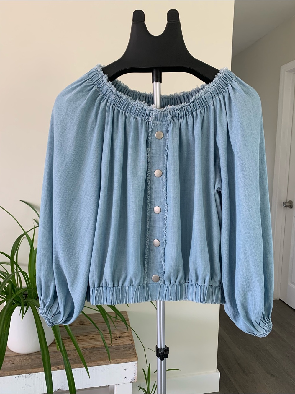 Lalavon Chambray Top with 3/4” Sleeves